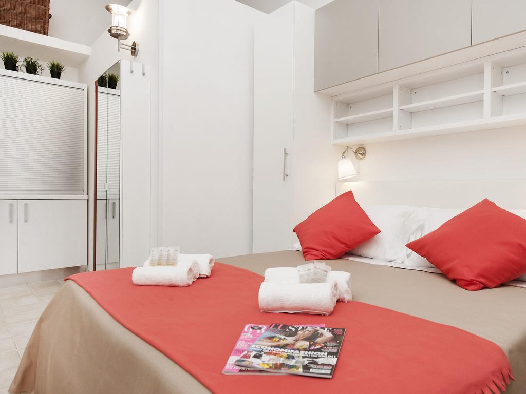 Coral Flat Colosseo Рим Номер фото